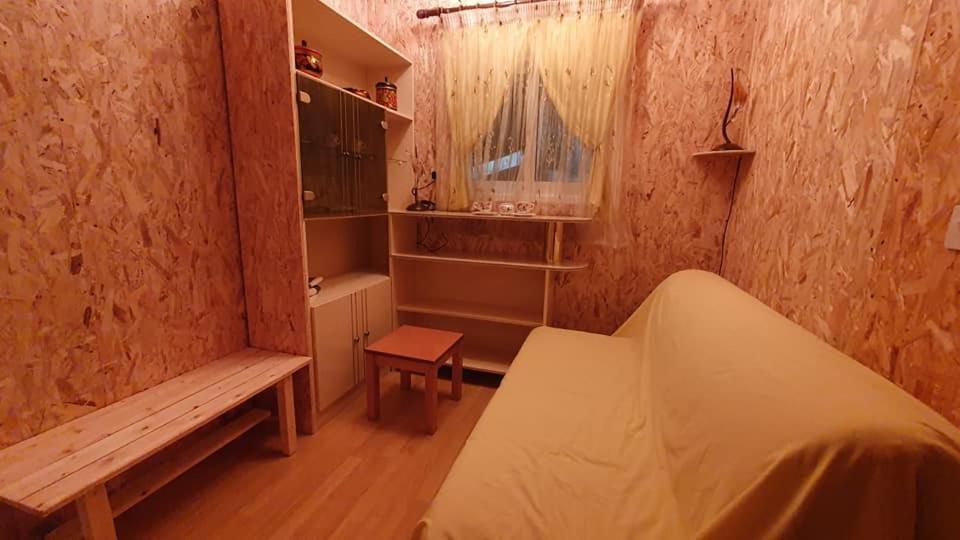 Moon-Light Studio Hotel Larnaca Buitenkant foto