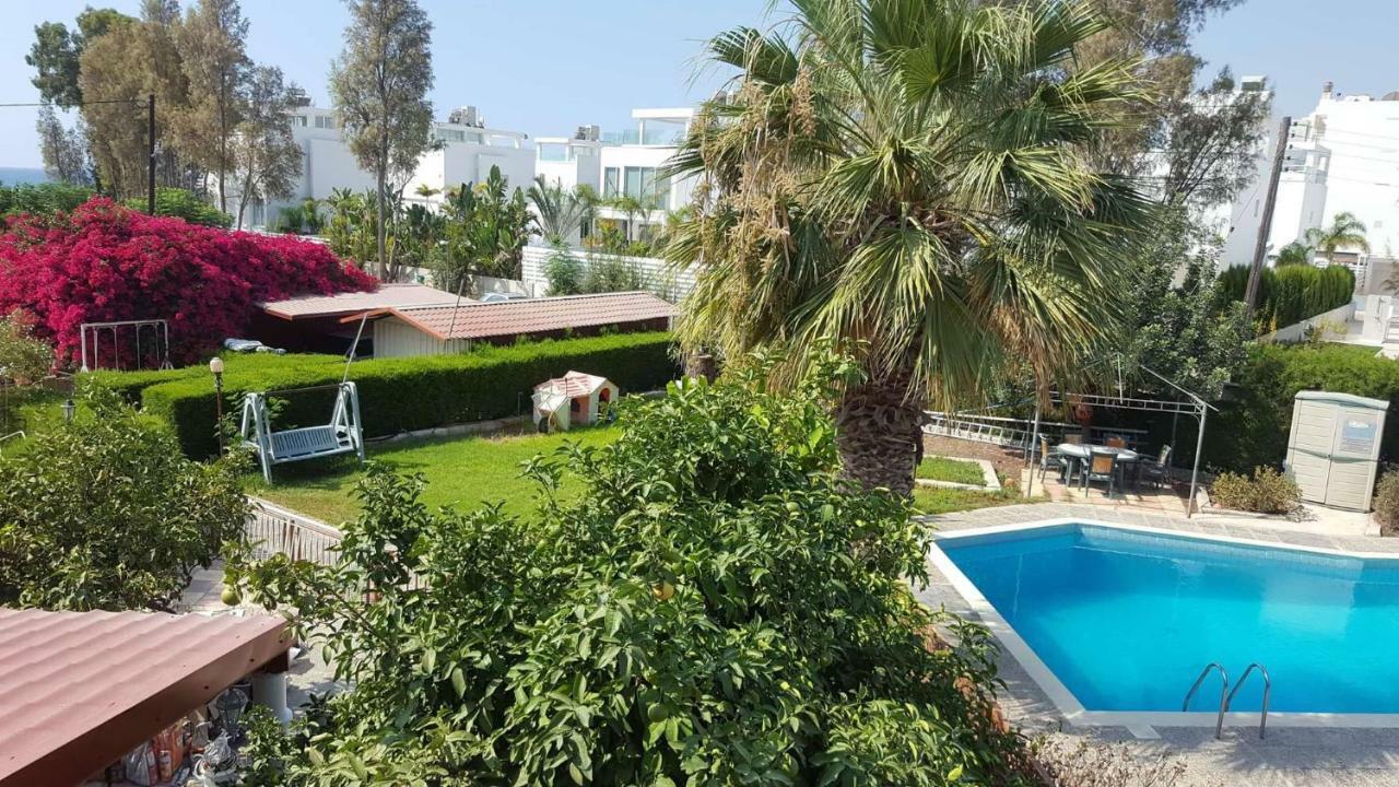 Moon-Light Studio Hotel Larnaca Buitenkant foto